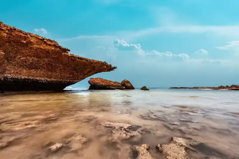 Le Isole Farasan: Paradiso Incontaminato del Mar Rosso
